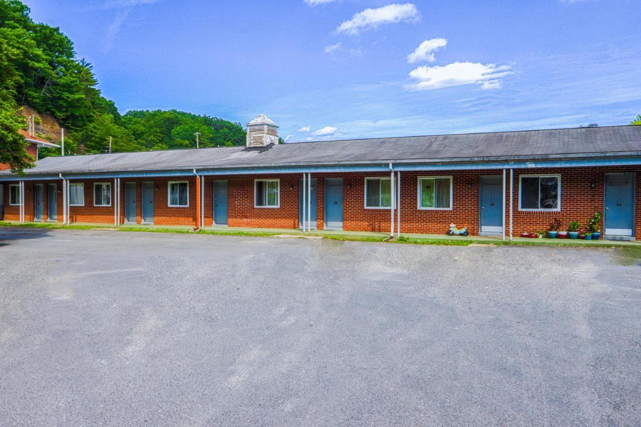 Patriot Inn Motel Beaver Wv, By Oyo Εξωτερικό φωτογραφία