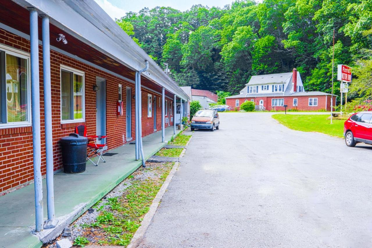 Patriot Inn Motel Beaver Wv, By Oyo Εξωτερικό φωτογραφία