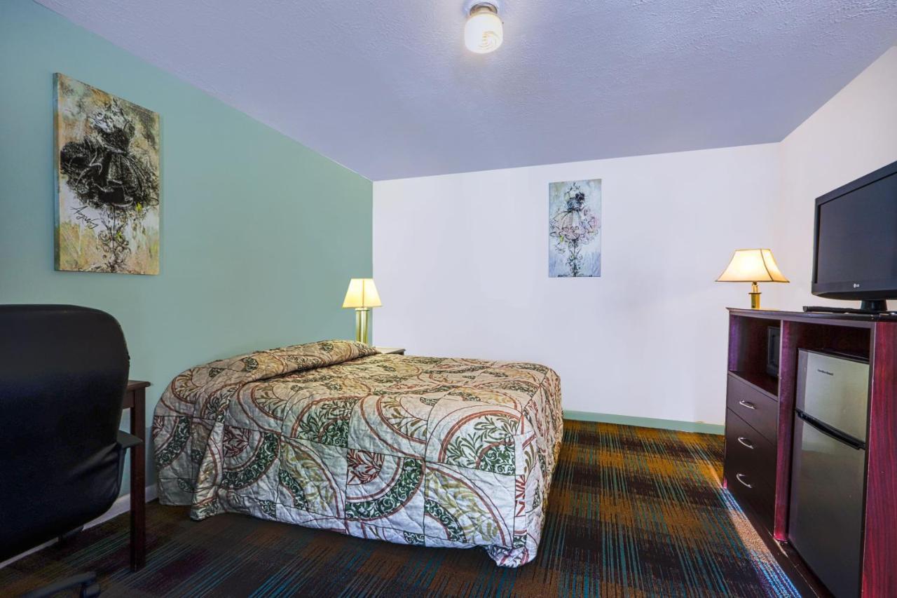 Patriot Inn Motel Beaver Wv, By Oyo Εξωτερικό φωτογραφία
